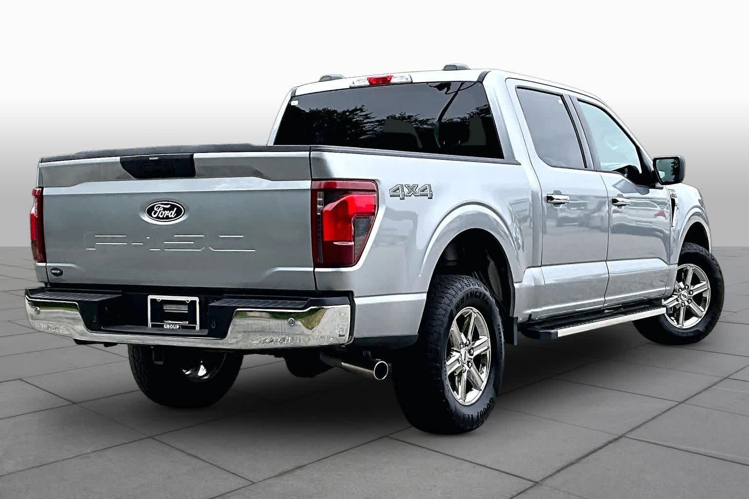 Certified Used 2025 Iconic Silver Metallic Ford XLT image 13
