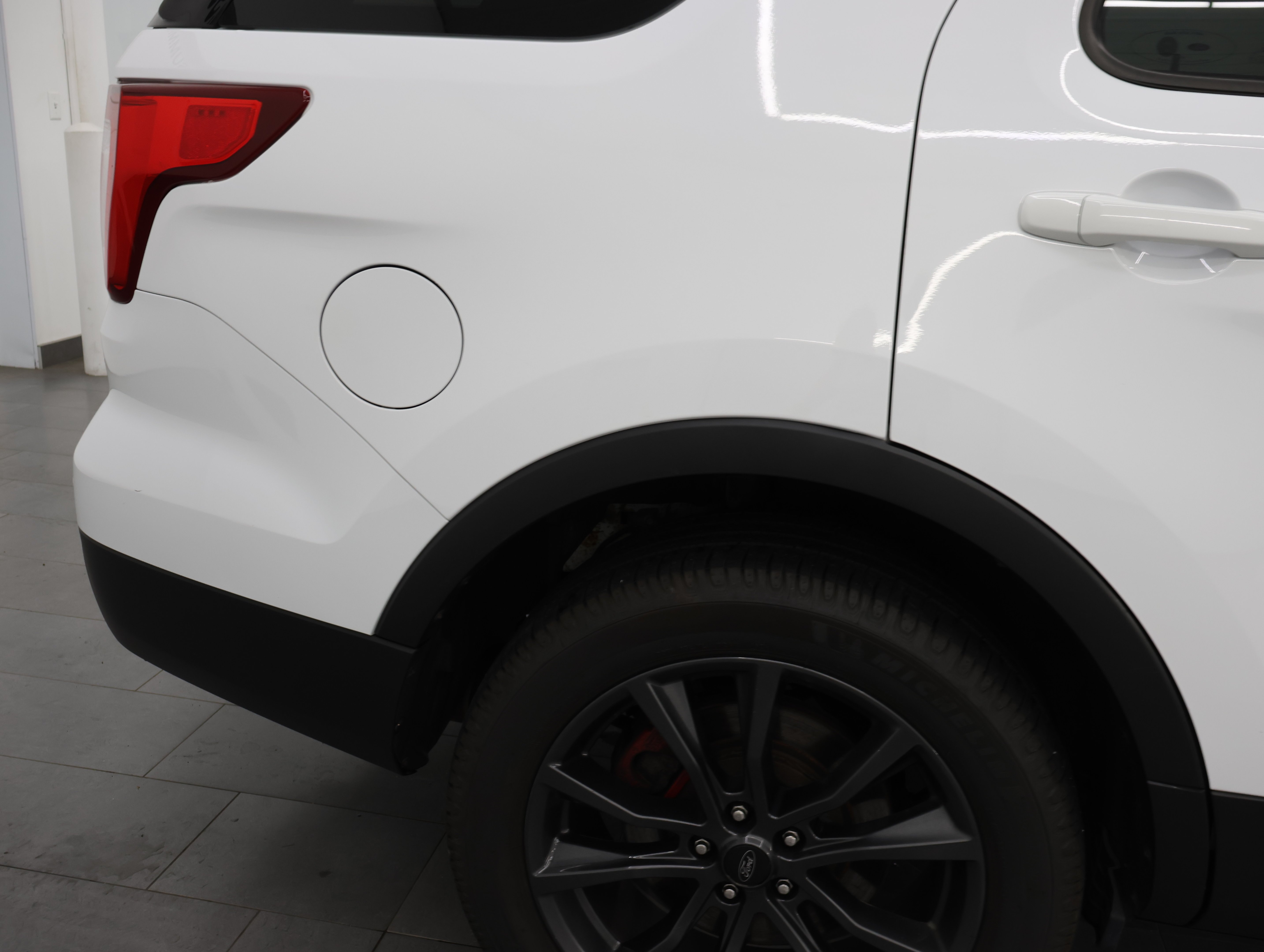 Used 2017  Ford XLT image 26