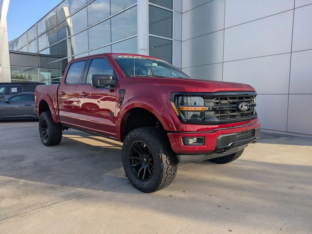 New 2026 Ruby Red Metallic Tinted Clearcoat Ford XLT image 2