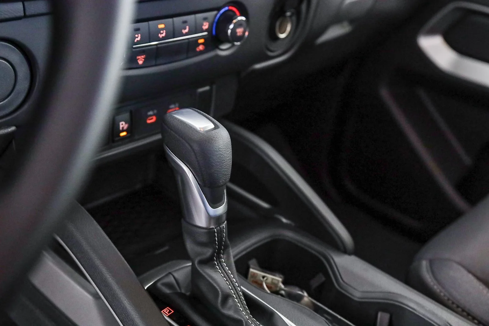 2025 Nissan Frontier SV - Photo 22