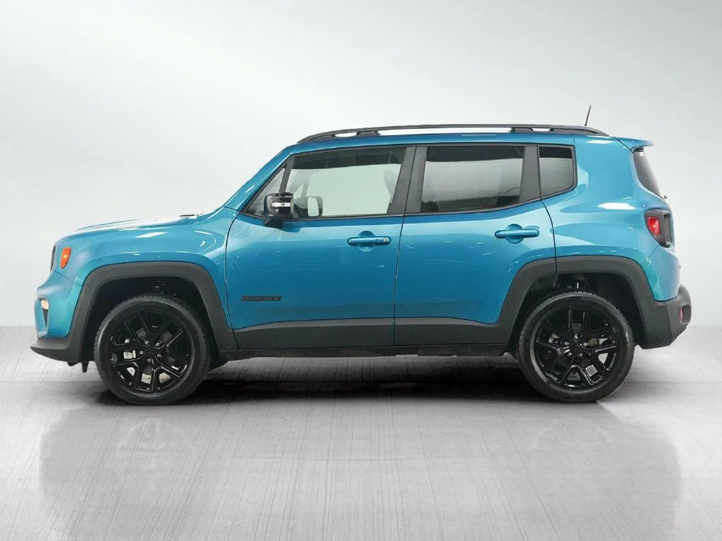 Used 2022 Jeep Renegade Altitude with VIN ZACNJDE16NPN65461 for sale in Hopkins, Minnesota