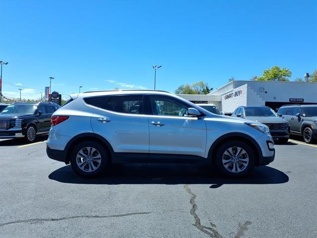 Used 2014 Moonstone Silver Hyundai 2.4L Premium image 4
