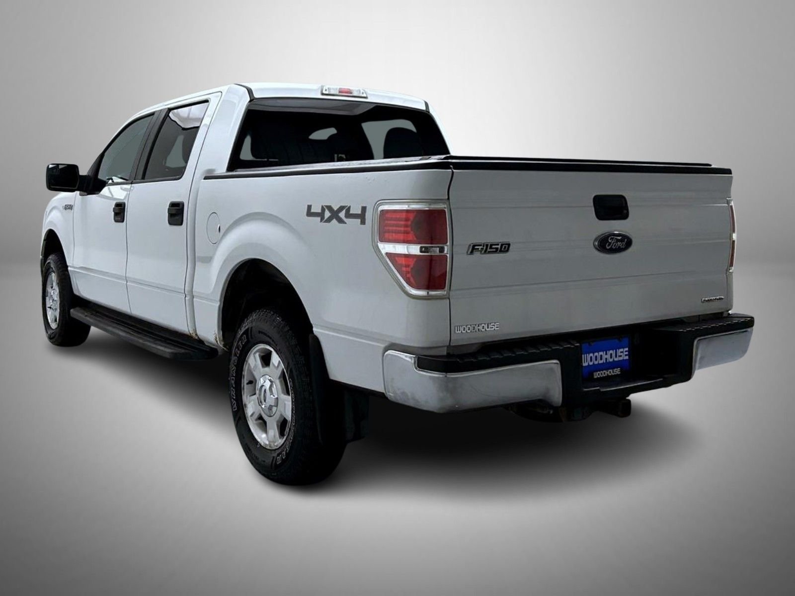Used 2013 White Ford XLT image 7