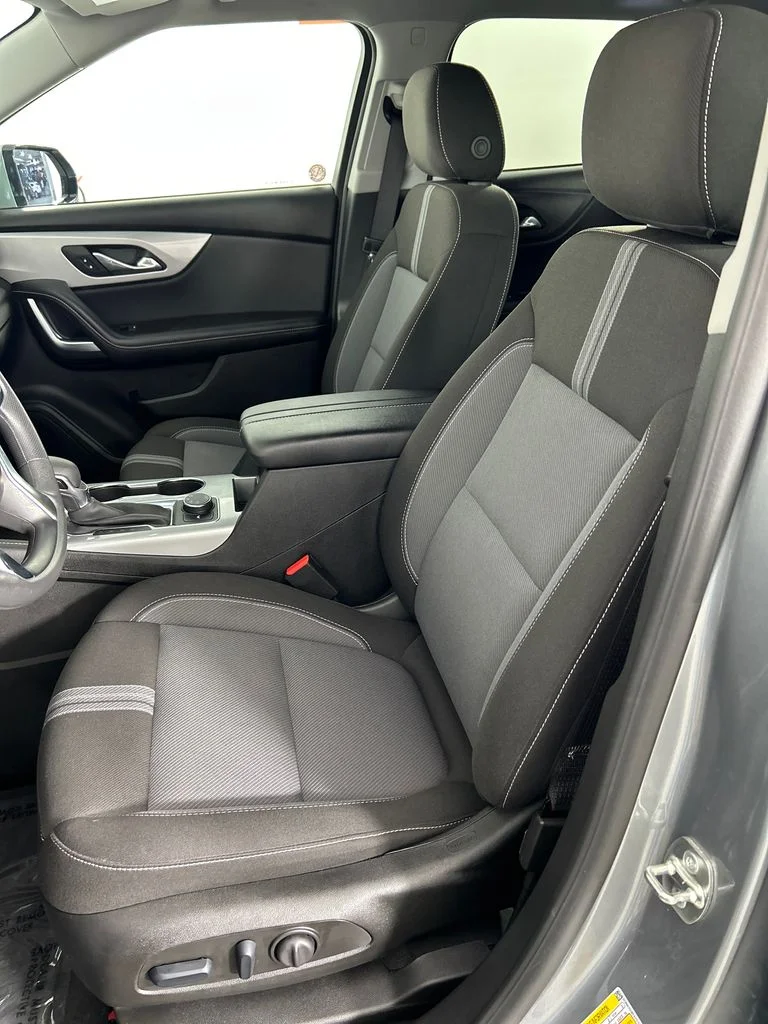 Used 2025 Gray Chevrolet LT image 12