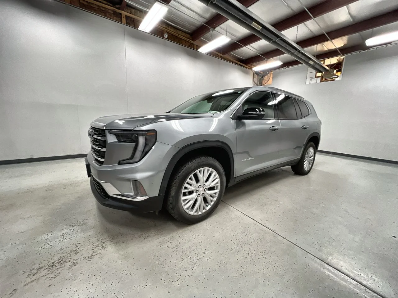 New 2026 Sterling Metallic GMC Elevation image 68