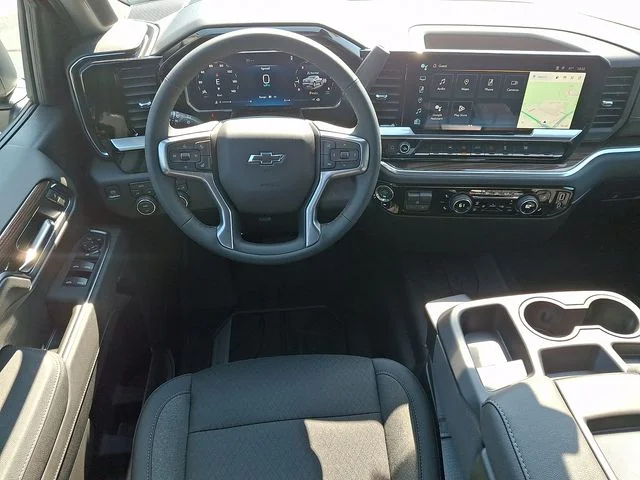 New 2026 White Chevrolet RST image 9