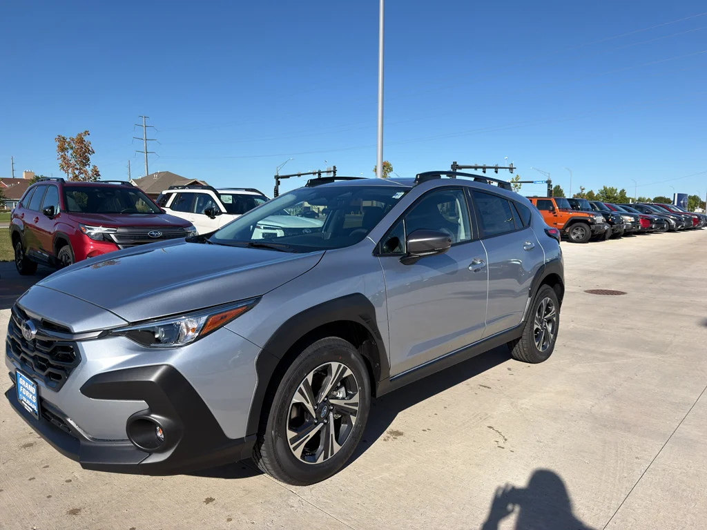 New 2026 ICE SILVER METALLIC Subaru Premium image 2