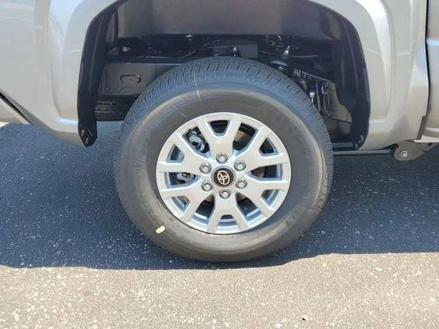 New 2026 Silver Toyota SR5 image 5