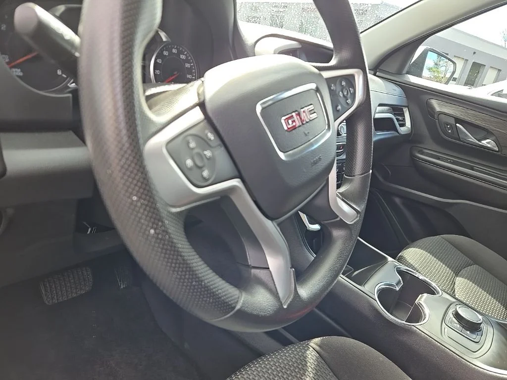 2023 GMC Terrain SLE - Photo 20