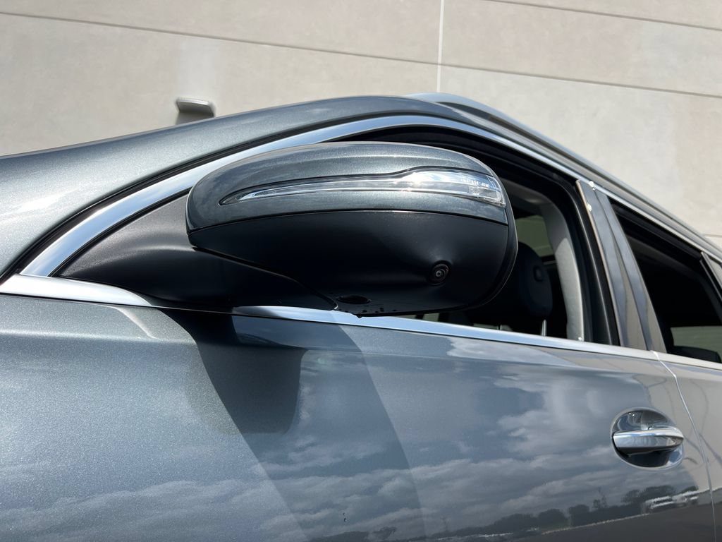 New 2026 Selenite Grey Metallic Mercedes-Benz GLS 450 image 73