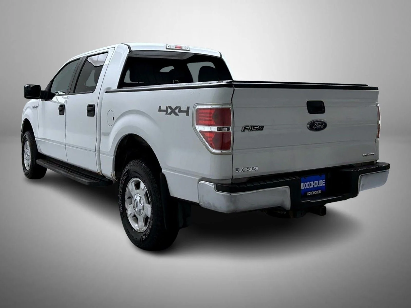Used 2013 White Ford XLT image 7