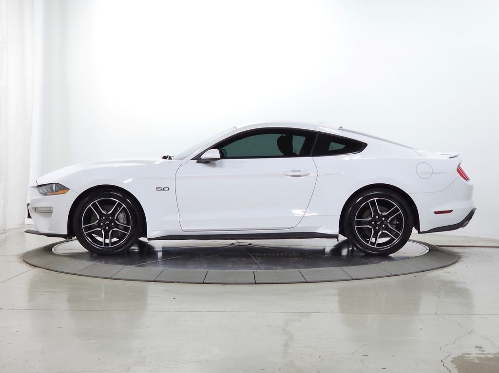 Used 2019 Oxford White Ford GT image 5