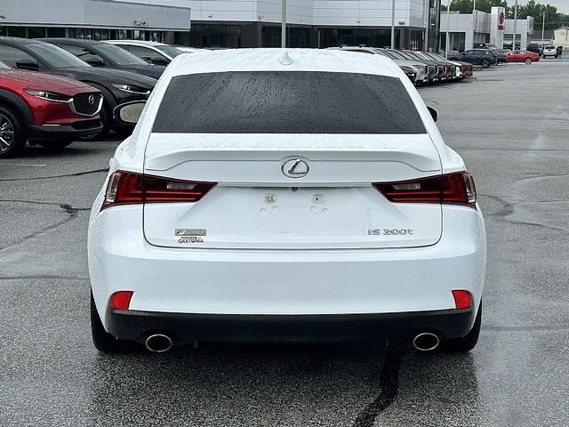 Used 2016 White Lexus 200t image 7