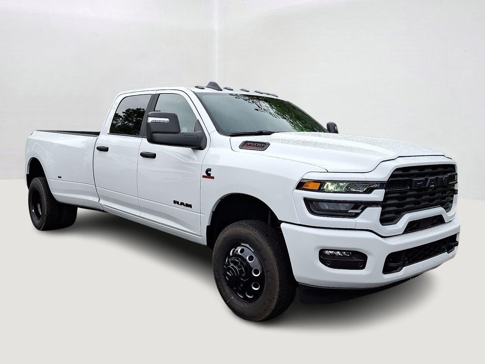 New 2026 Bright White Clear-Coat Exterior Paint RAM Big Horn image 2