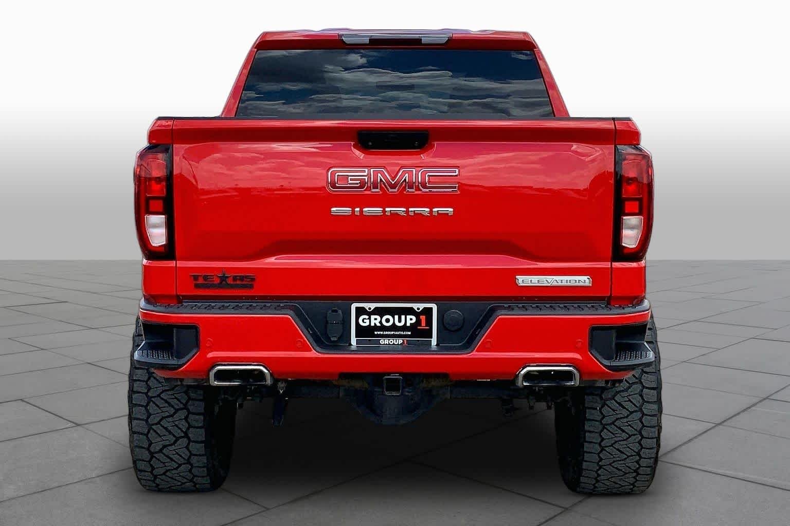 Used 2020 Cardinal Red GMC Elevation image 5