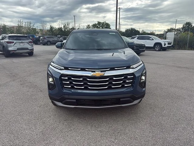 2027 Chevrolet Equinox LT - Photo 8