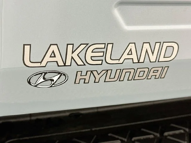 New 2027 Blue Hyundai SE image 24