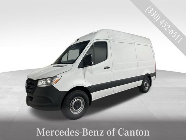 New 2026  Mercedes-Benz Cargo 144 WB image 1