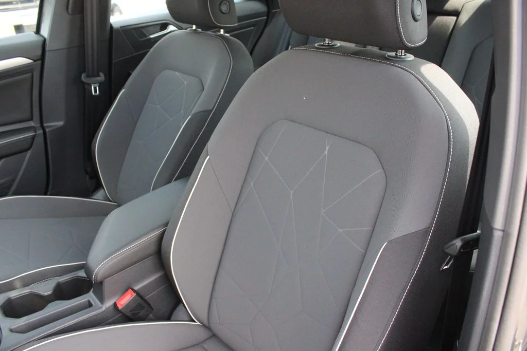 New 2026 Silver Volkswagen 1.5T Sport image 4