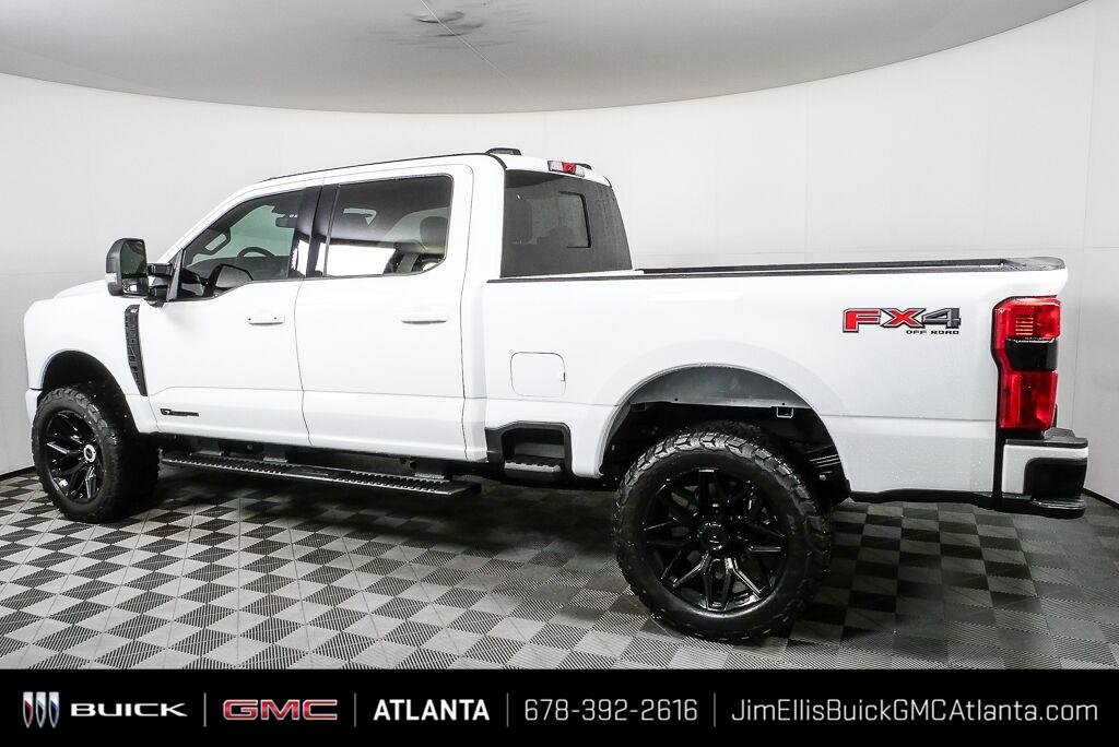 Used 2024 Oxford White Ford XLT image 29