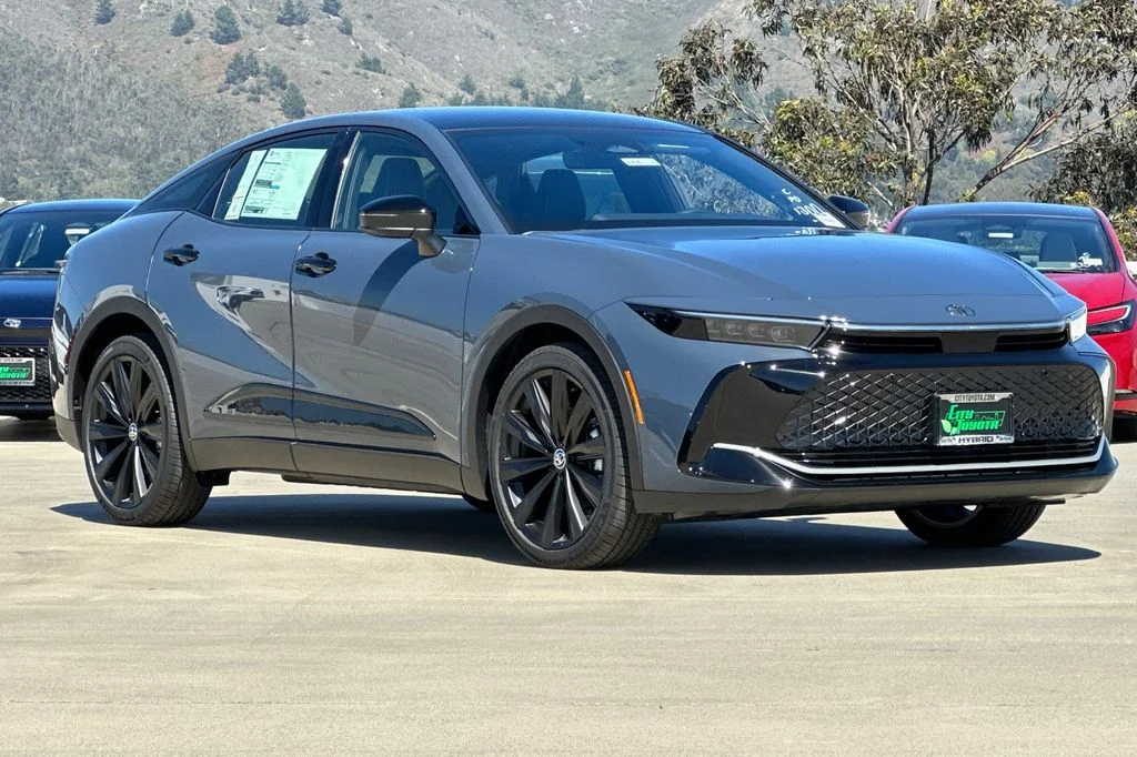 New 2026 Storm Cloud <sup>1</sup> Toyota  Nightshade image 2