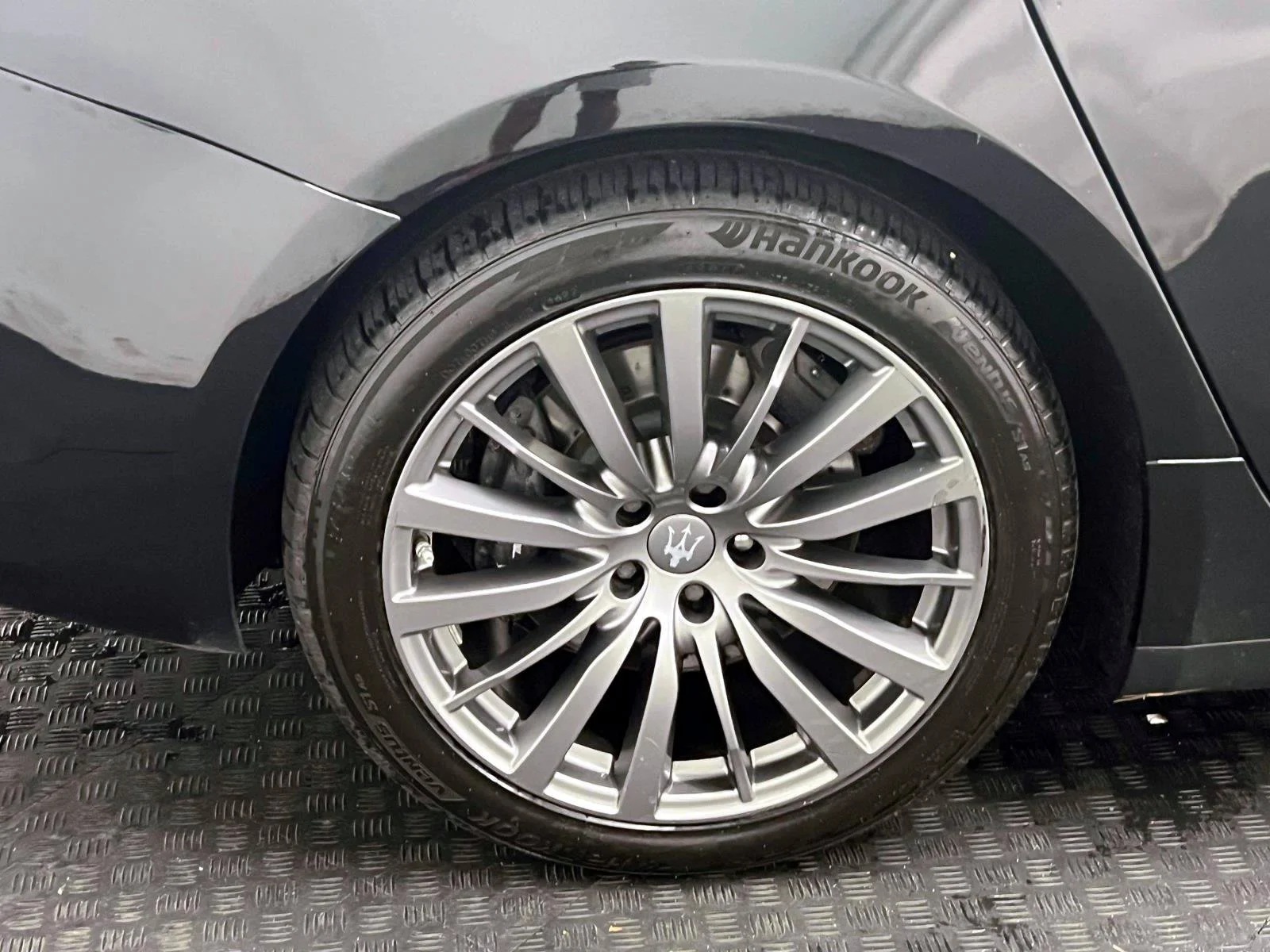 Used 2018 Black Maserati S Q4 image 12