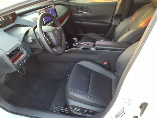 Used 2025 Off-white Toyota XSE image 14