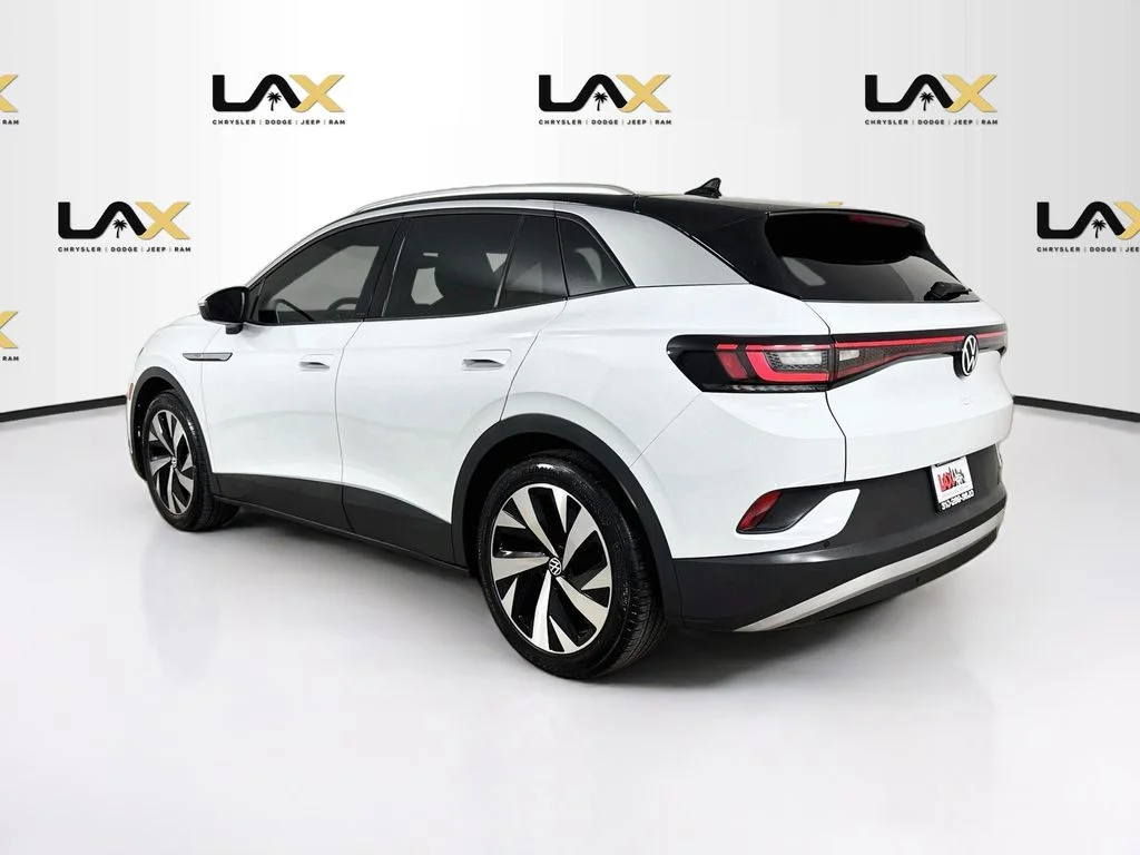 Used 2021 White Volkswagen Pro S image 5