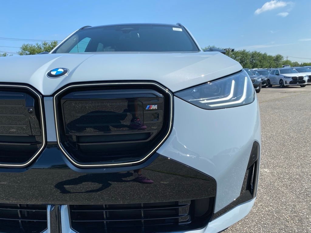 New 2026 Brooklyn Grey Metallic BMW M50 xDrive image 3