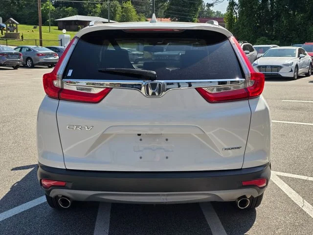 Used 2019  Honda Touring image 4