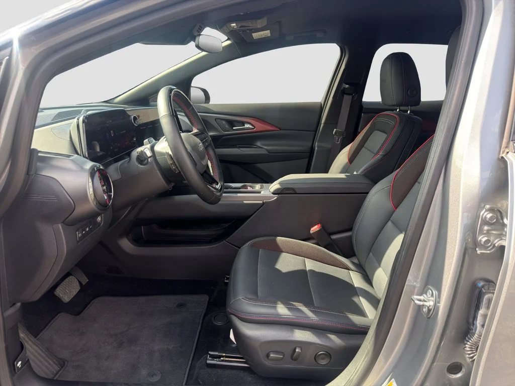 Used 2024 Gray Chevrolet RS image 9