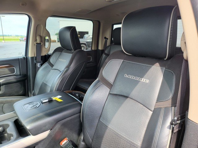 Used 2022  Ram Laramie image 14