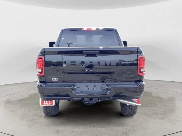 New 2026 Diamond Black Ram BIG HORN CREW CAB 4X4 6