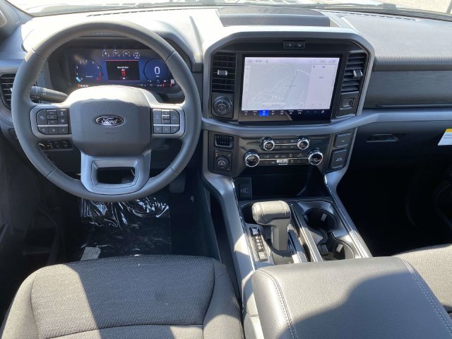 New 2026 Carbonized Gray Metallic Ford XLT image 10