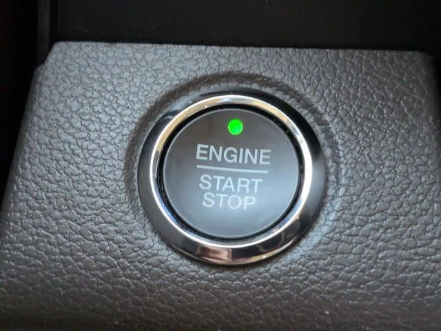 Certified Used 2021 Oxford White Ford Limited image 35