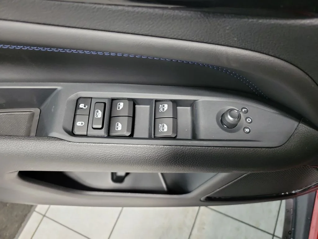 New 2026 Red Hot Pearlcoat Jeep Limited image 23