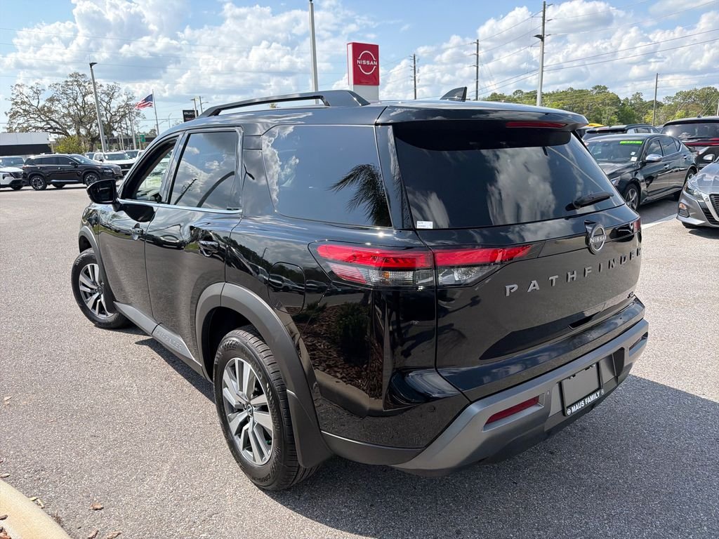 New 2026 Nissan Pathfinder SL 4D Sport Utility