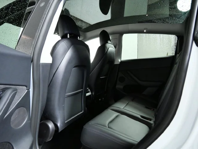 Used 2023  Tesla Long Range image 13