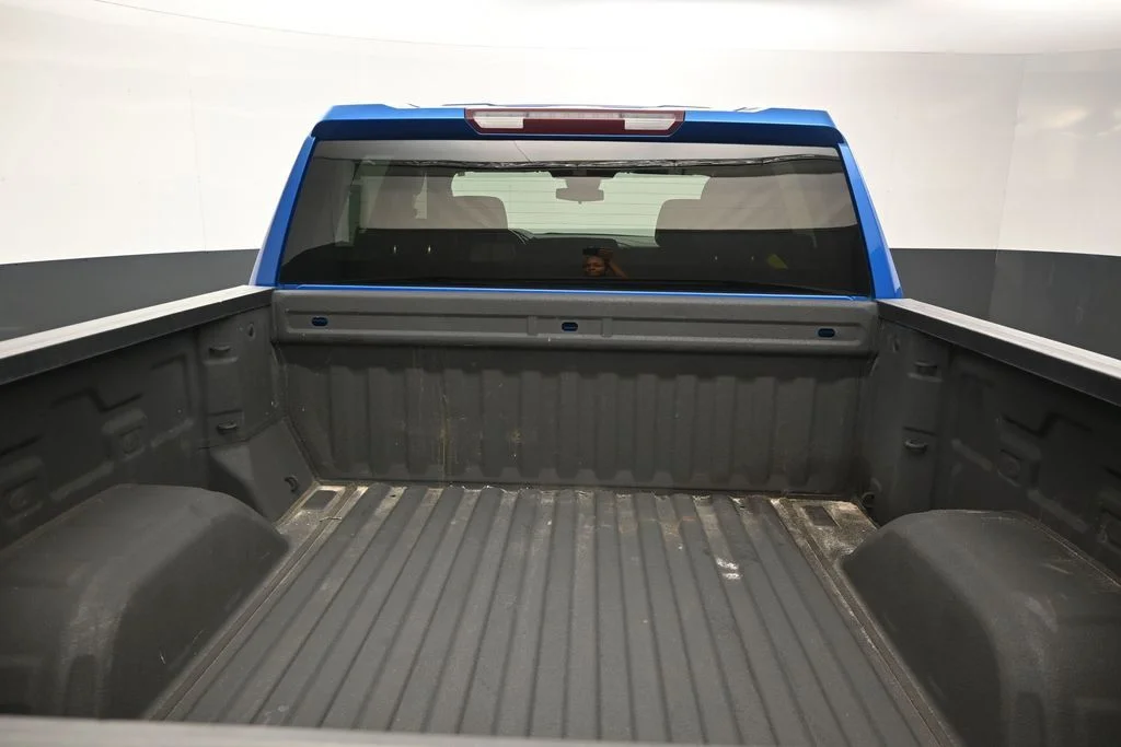 Used 2022 Blue Chevrolet RST image 16