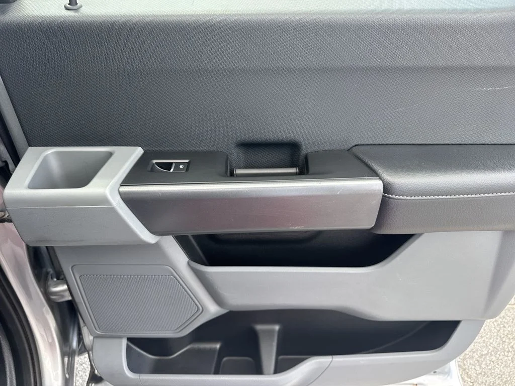 Used 2023 Silver Ford XLT image 15