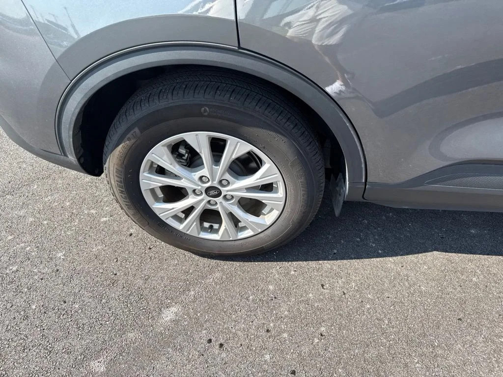 Used 2024 Gray Ford Active image 22