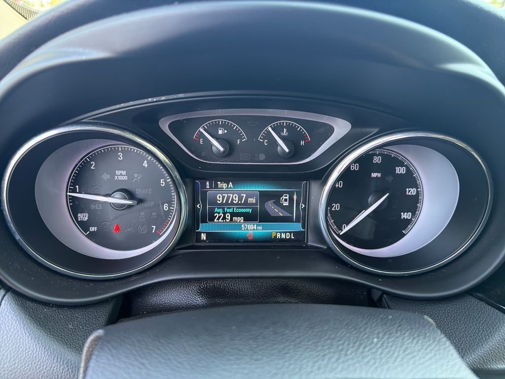 Used 2020 White Buick Essence image 19