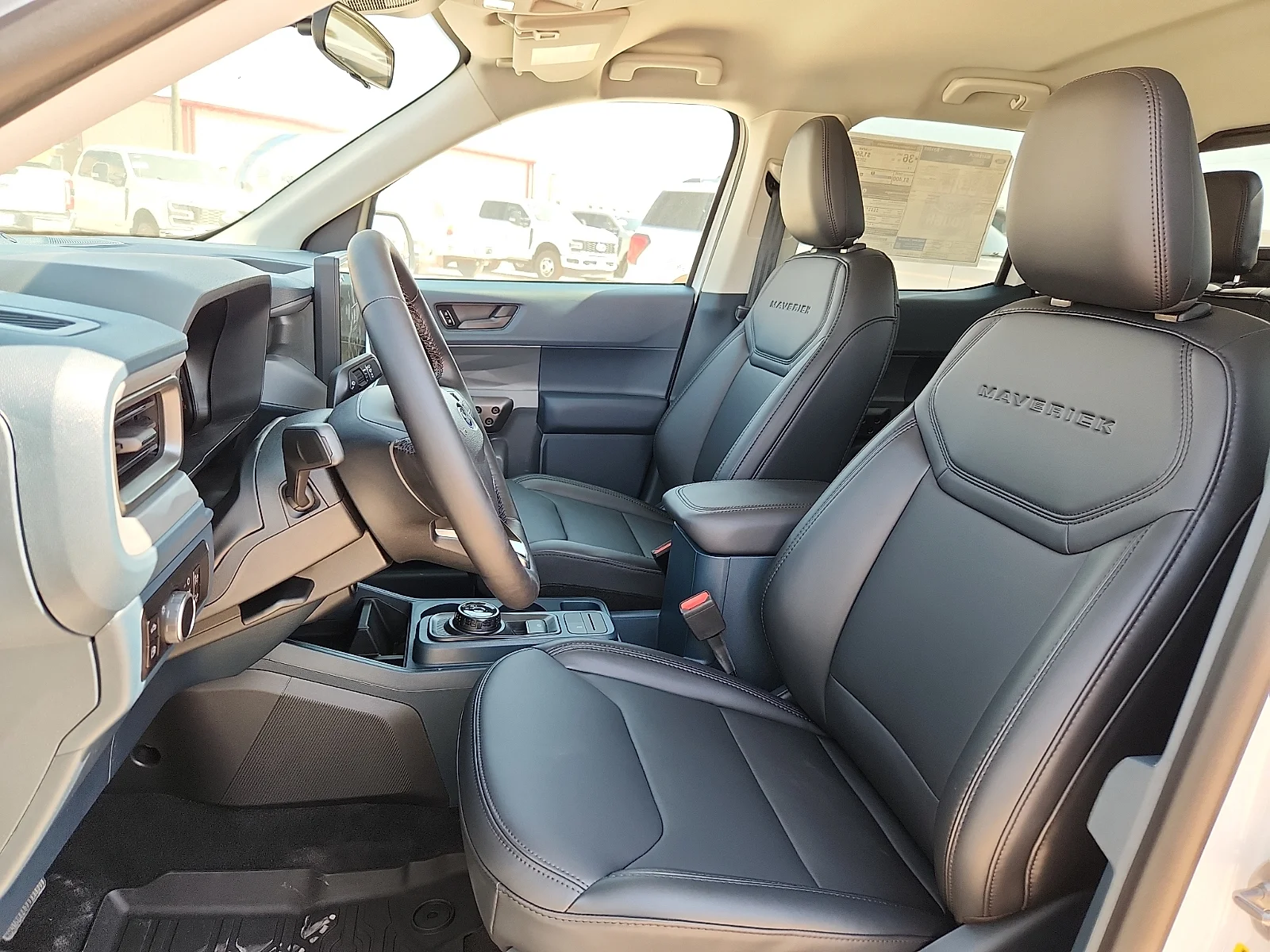 New 2026 Oxford White Ford Lariat image 17