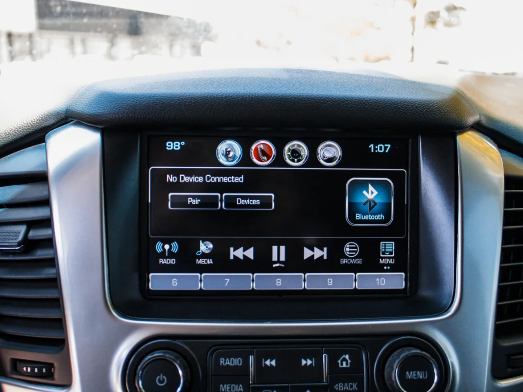 Used 2018 Silver Chevrolet  image 17
