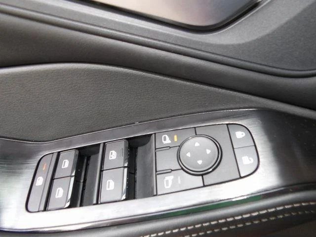 2026 Nissan Rogue SV - Photo 18
