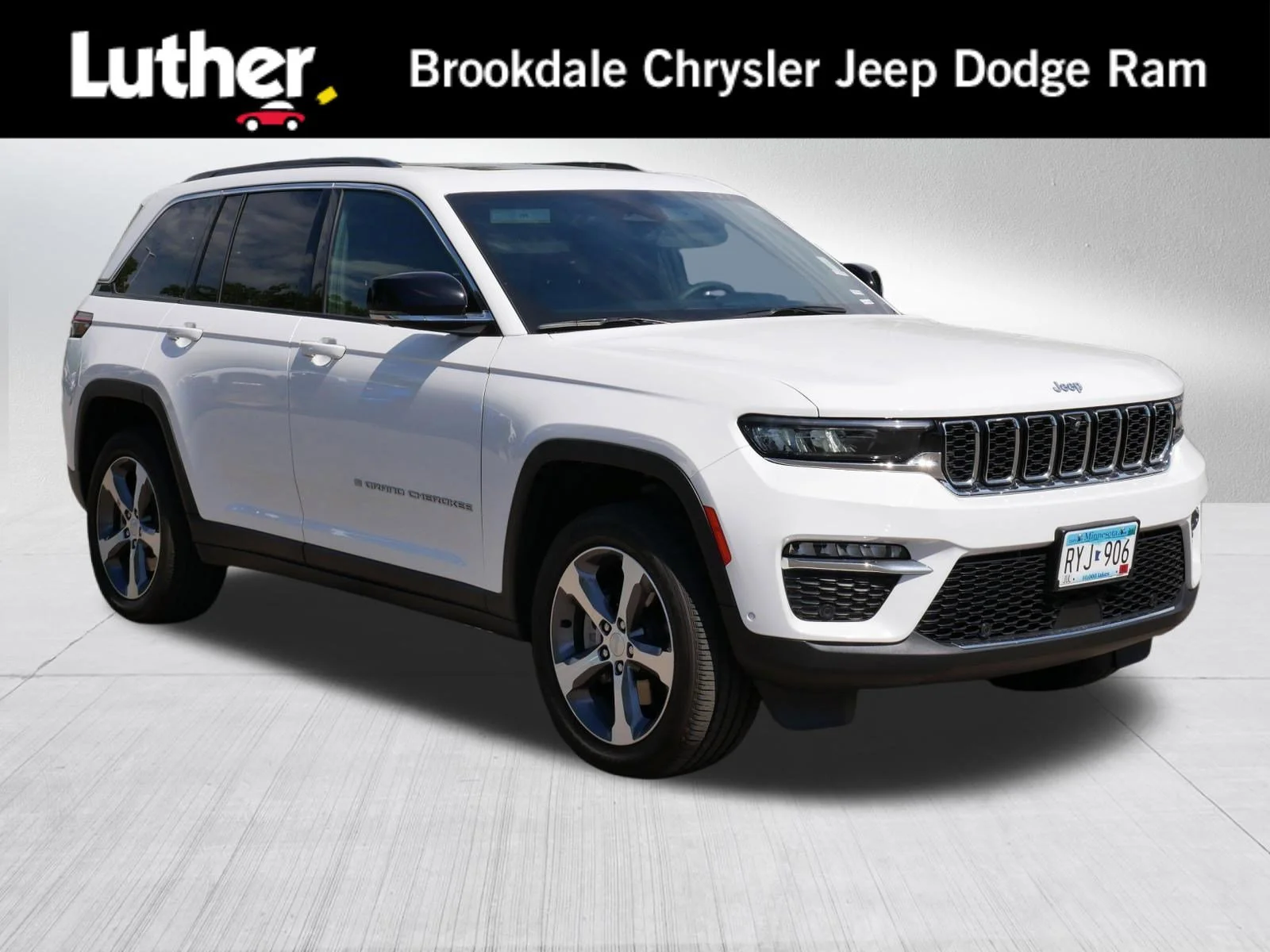 2024 Jeep Grand Cherokee 4xe 4x4's photo