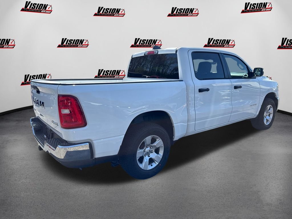 Used 2025 White Ram Big Horn/Lone Star image 5