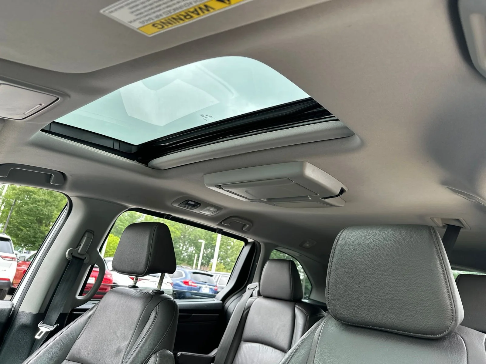 Used 2020 White Honda EX-L image 11