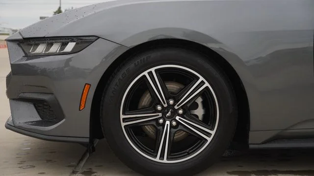 Used 2024 Gray Ford EcoBoost Premium image 5