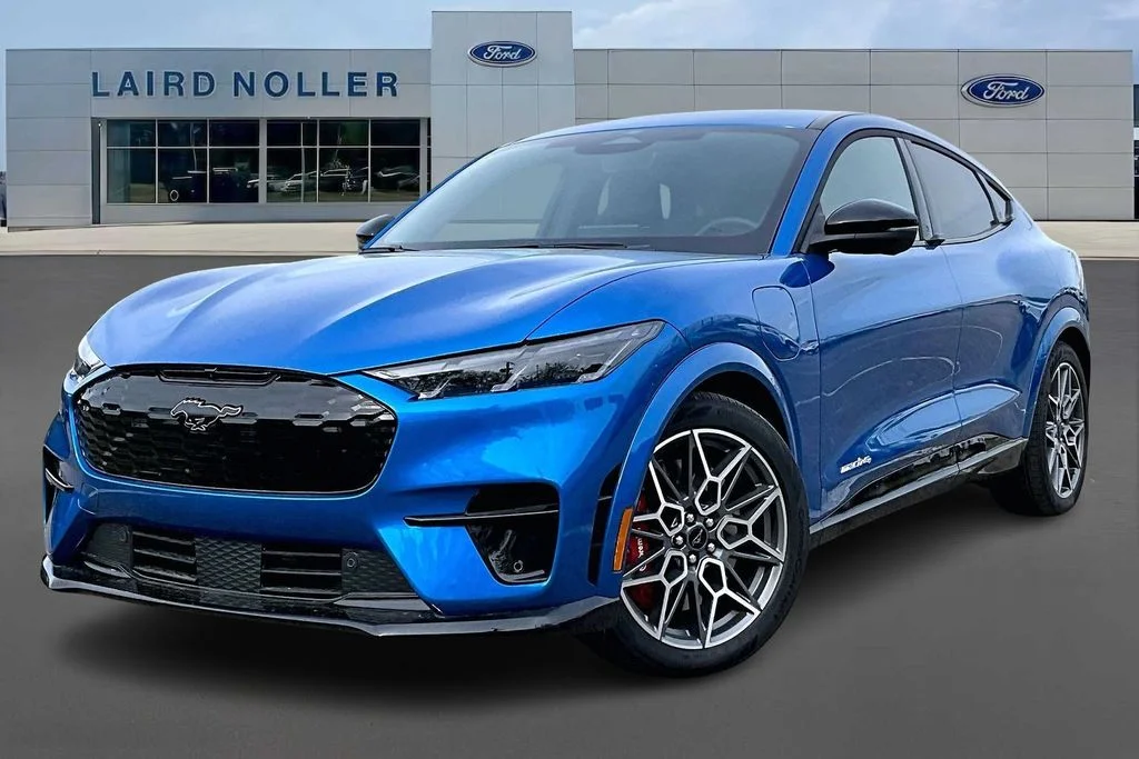 2026 Ford Mustang-Mach-e GT's photo